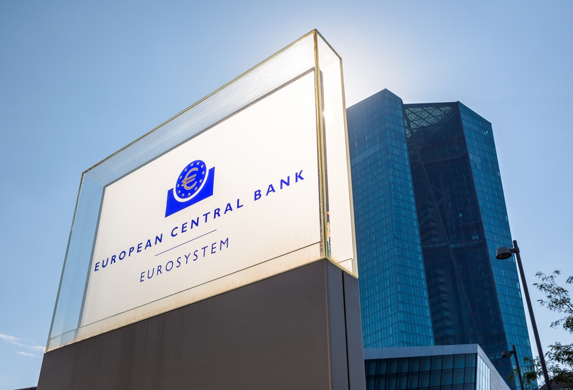 Le pari de la BCE : resserrer quand la croissance vacille